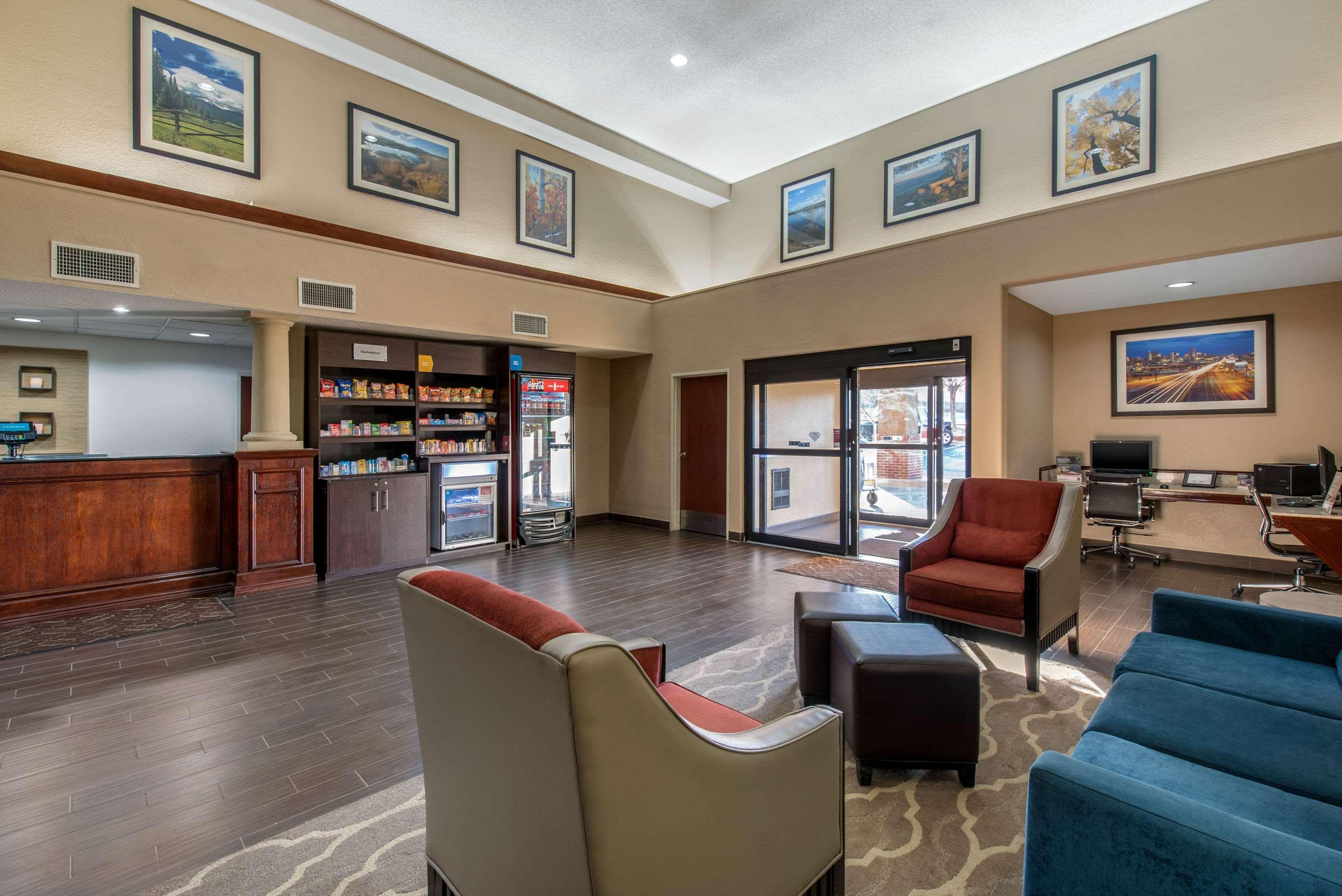Comfort Suites Lakewood - Denver Buitenkant foto