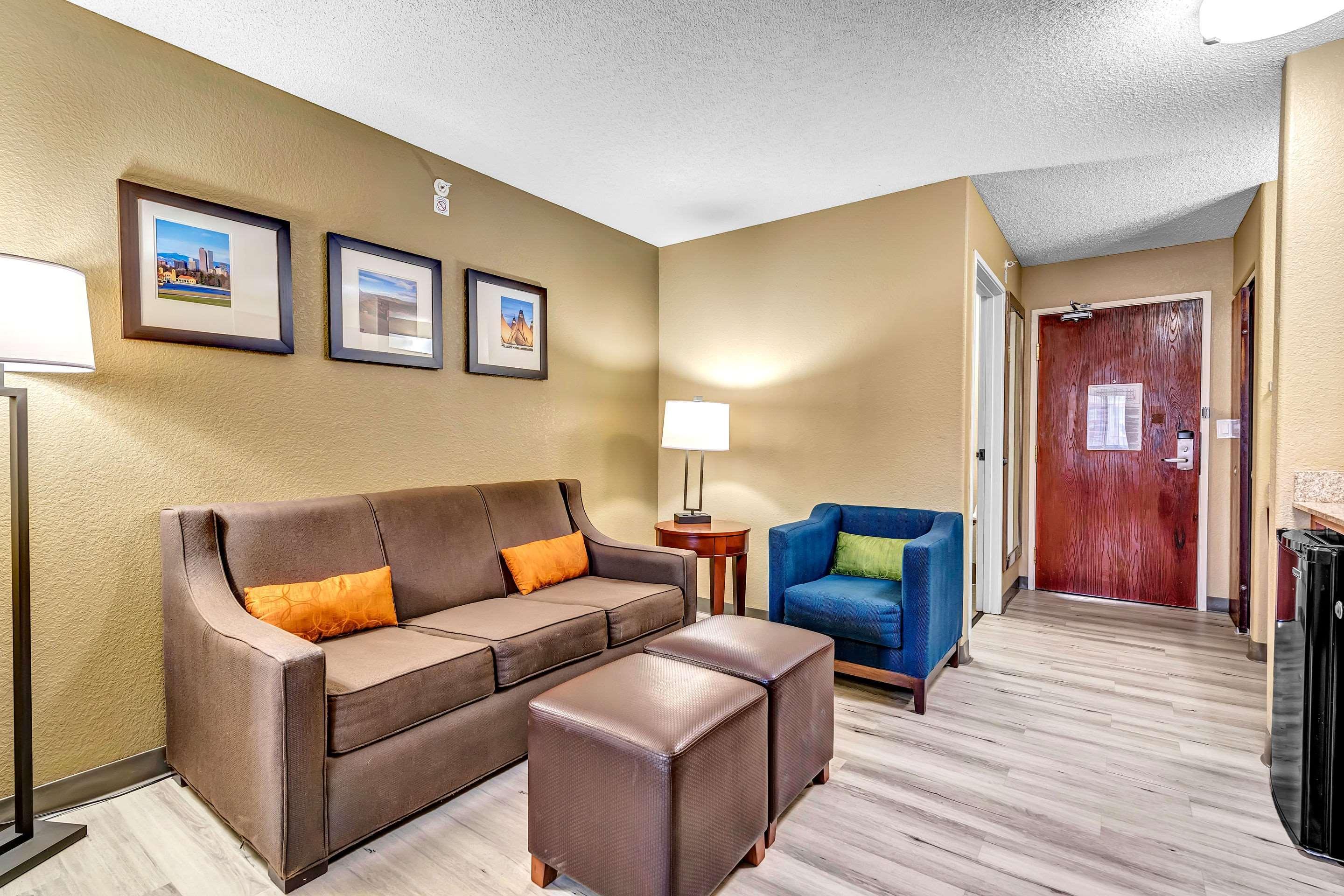 Comfort Suites Lakewood - Denver Buitenkant foto