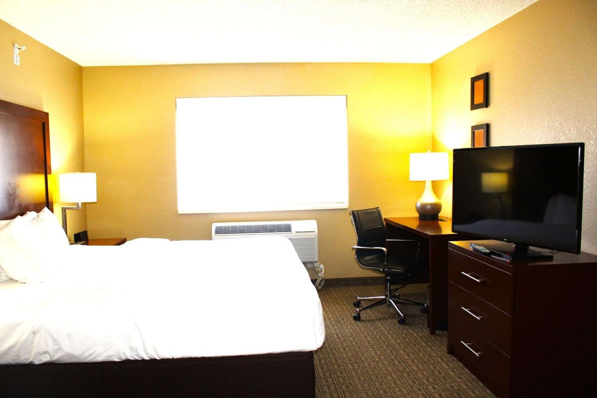 Comfort Suites Lakewood - Denver Buitenkant foto