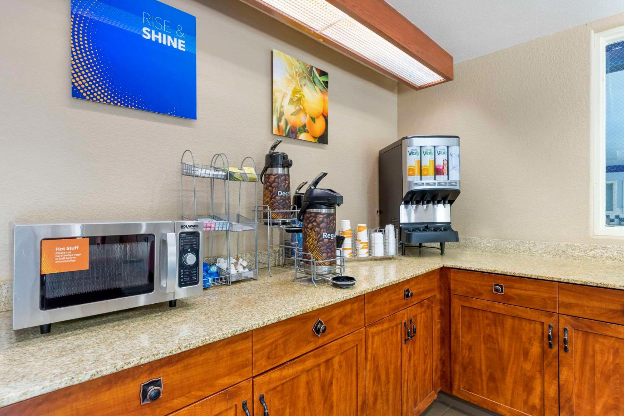 Comfort Suites Lakewood - Denver Buitenkant foto